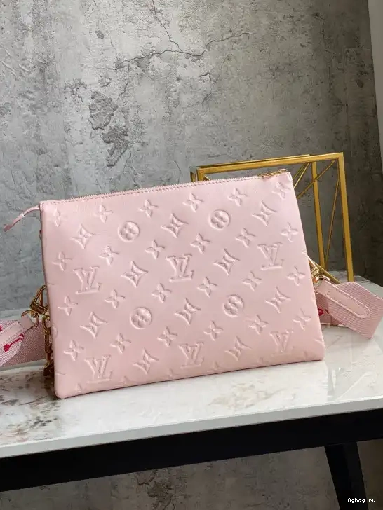 EDITION LIMITED -COUSSIN LOUIS PM VUITTON 0419